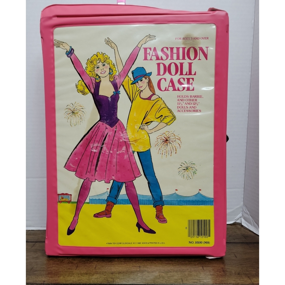 FASHION DOLL CASE TARA TOY CORP. HOLDS BARBIE & OTHER DOLLS MADE & PRINTED USA